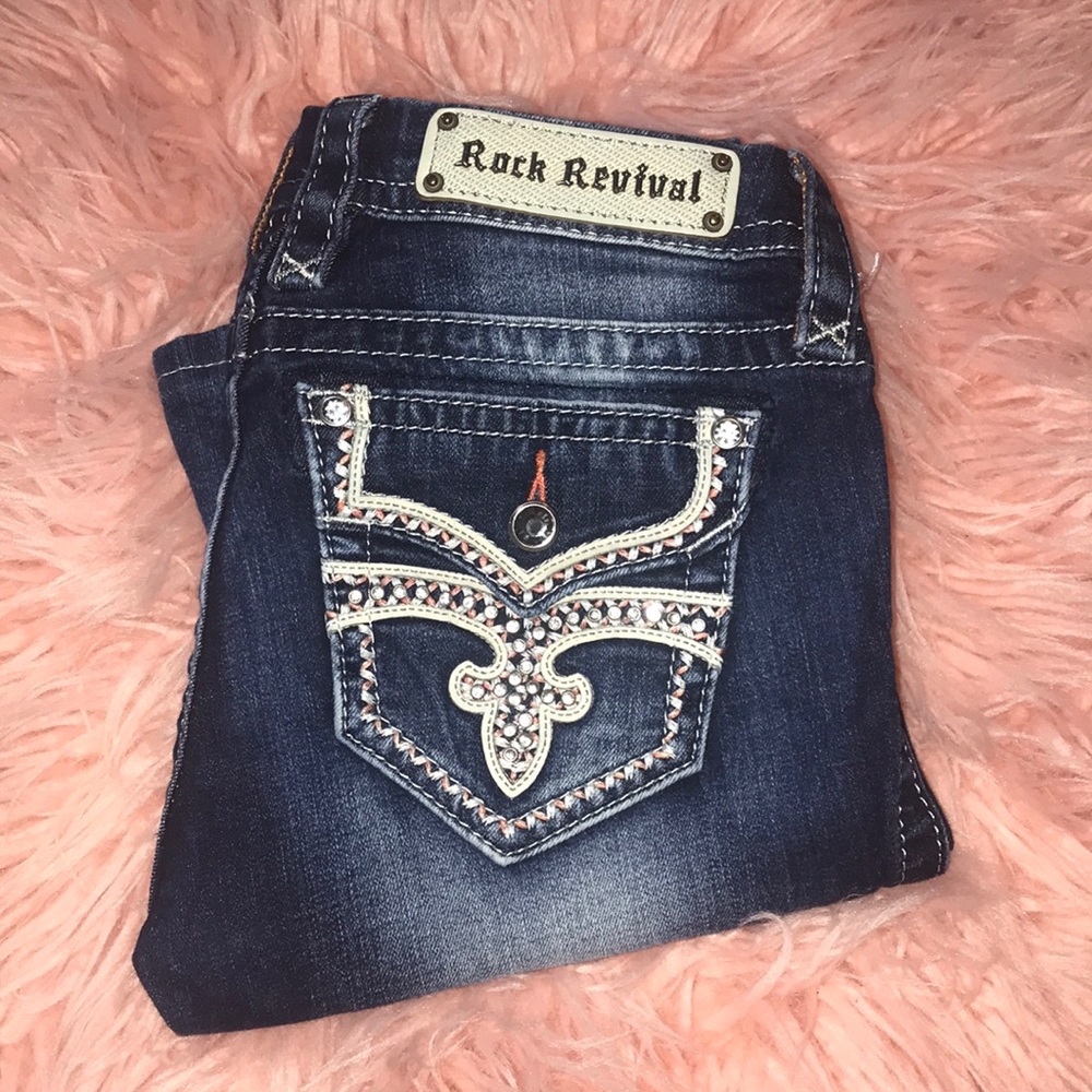 Rock Revivals (Esther size 27)